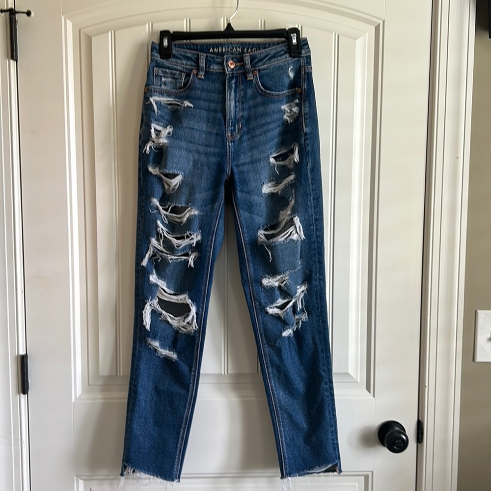 American eagle mom jeans